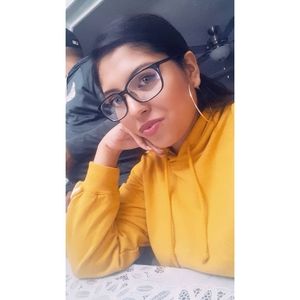 Meet your Posher, Erika